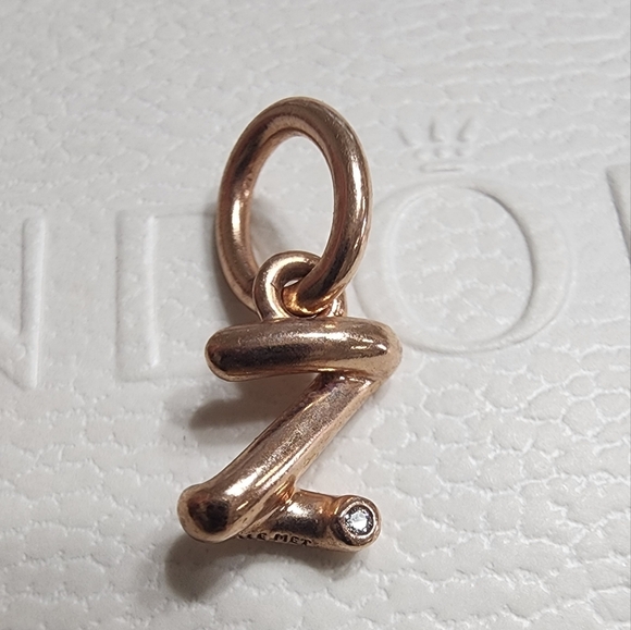 Pandora Letter z Script Alphabet Dangle Charm - Picture 5 of 6